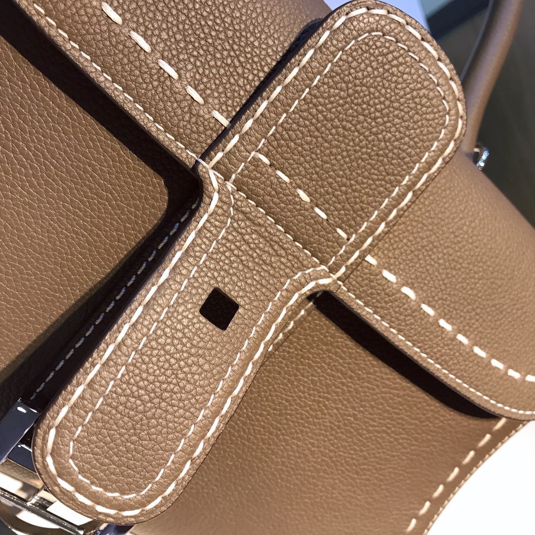 델보 브리앙 토고 박스백 스몰